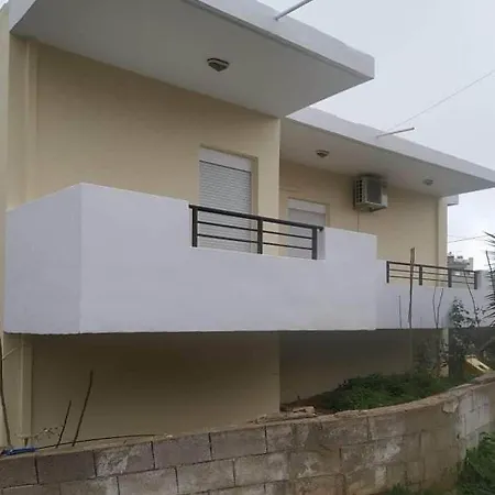 Simplistic With Terrace Atsipopoulo